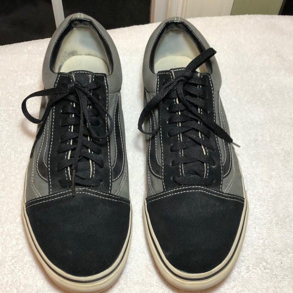 Men’s VANS Casual Canvas shoes
